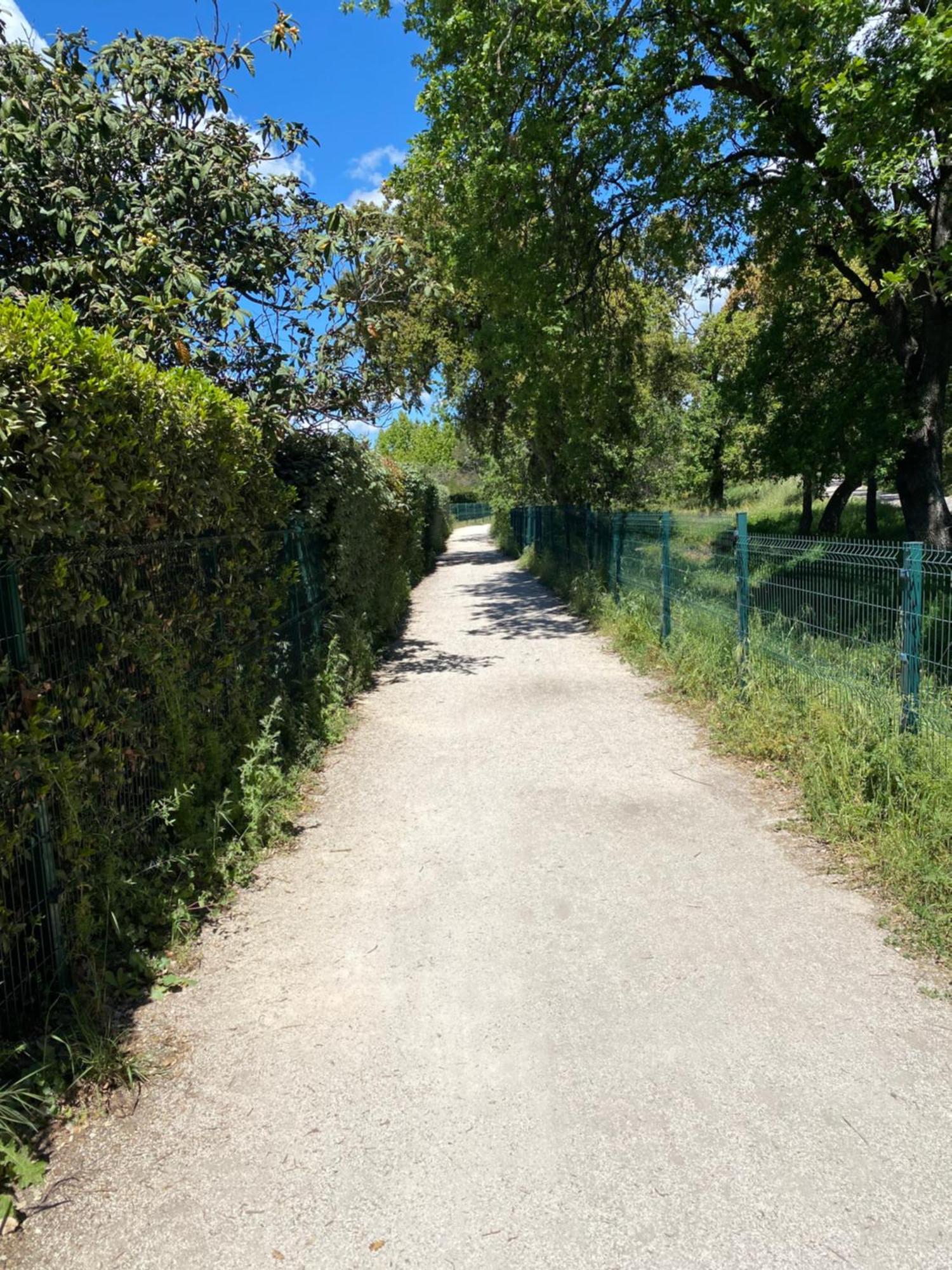 Rez De Jardin T3 Recent Et Calme Au Nouvelles Terres A La Londe Les Mauresアパートメント エクステリア 写真
